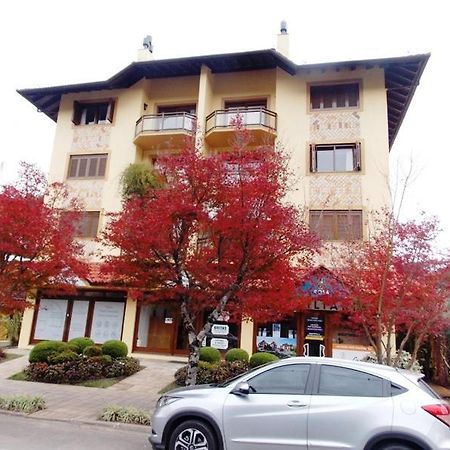 Apartamento Ensolarado No Centro De Gramado Lejlighed Eksteriør billede