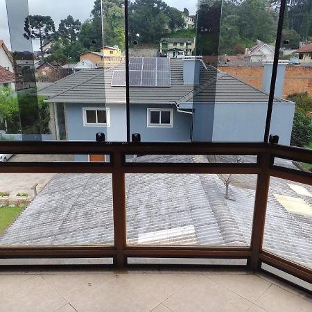 Apartamento Ensolarado No Centro De Gramado Lejlighed Eksteriør billede