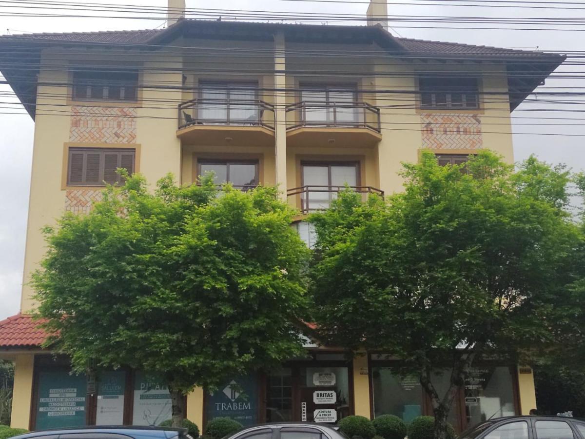 Apartamento Ensolarado No Centro De Gramado Lejlighed Eksteriør billede